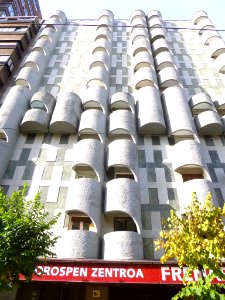 Bilbao - Avenida Sabino Arana 26-28 (3)