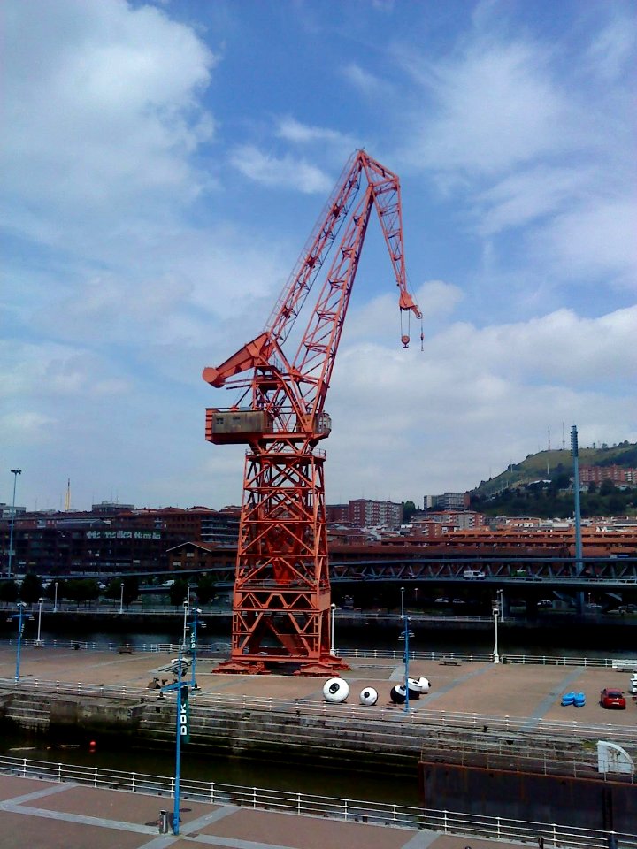 Bilbao, Grúa Carola