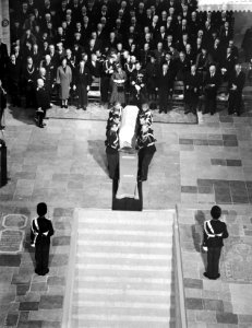 Bijzetten van Willem V in de Nieuwe Kerk te Delft, Bestanddeelnr 909-5188