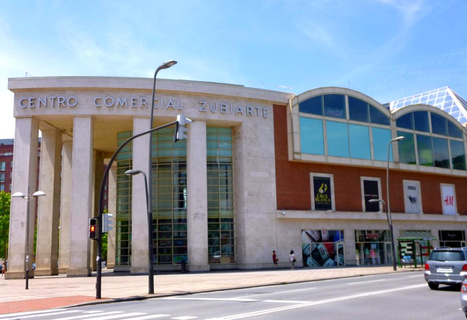 Bilbao - Centro Comercial Zubiarte 1