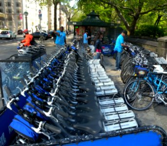 Bike n Roll Columbus Circle jeh