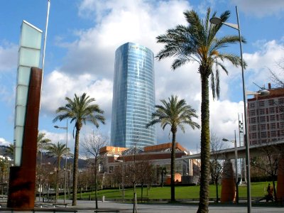 Bilbao - Avenida de Abandoibarra 3