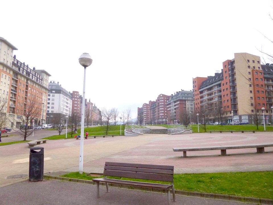 Bilbao - barrio de Miribilla 01