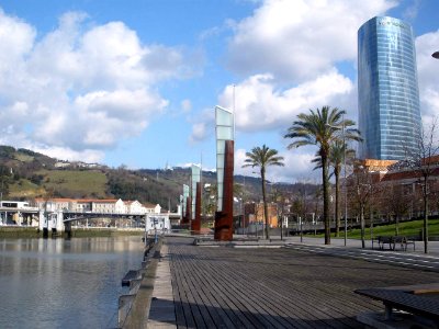 Bilbao - Avenida de Abandoibarra 2