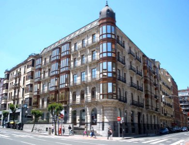 Bilbao - Calle Hurtado de Amezaga, Juntas Generales de Bizkaia 01