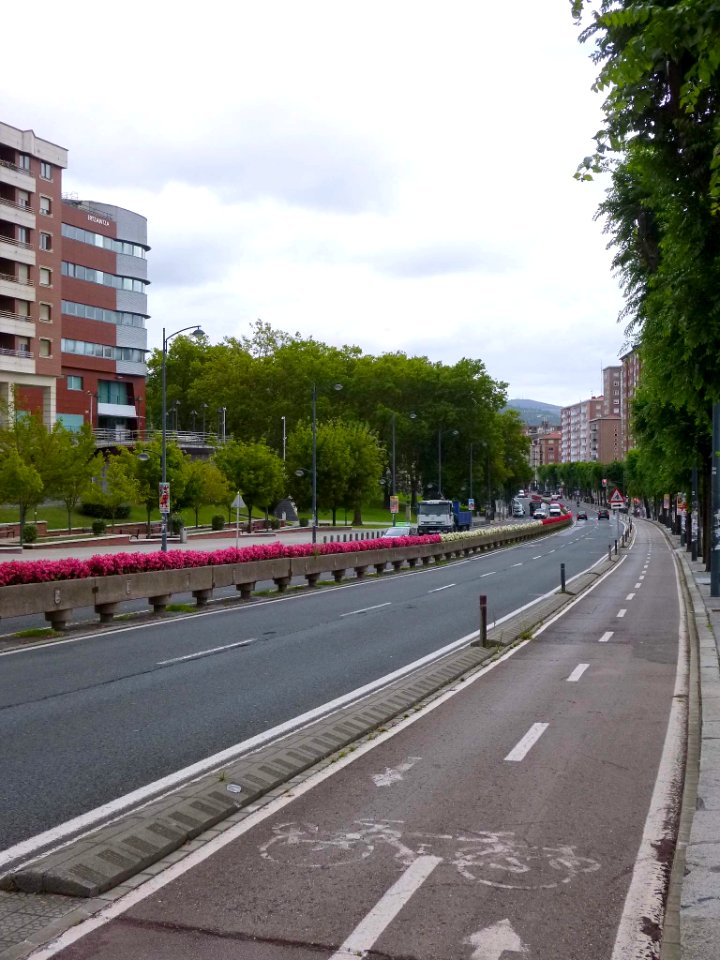 Bilbao - Avenida Lehendakari Aguirre 10