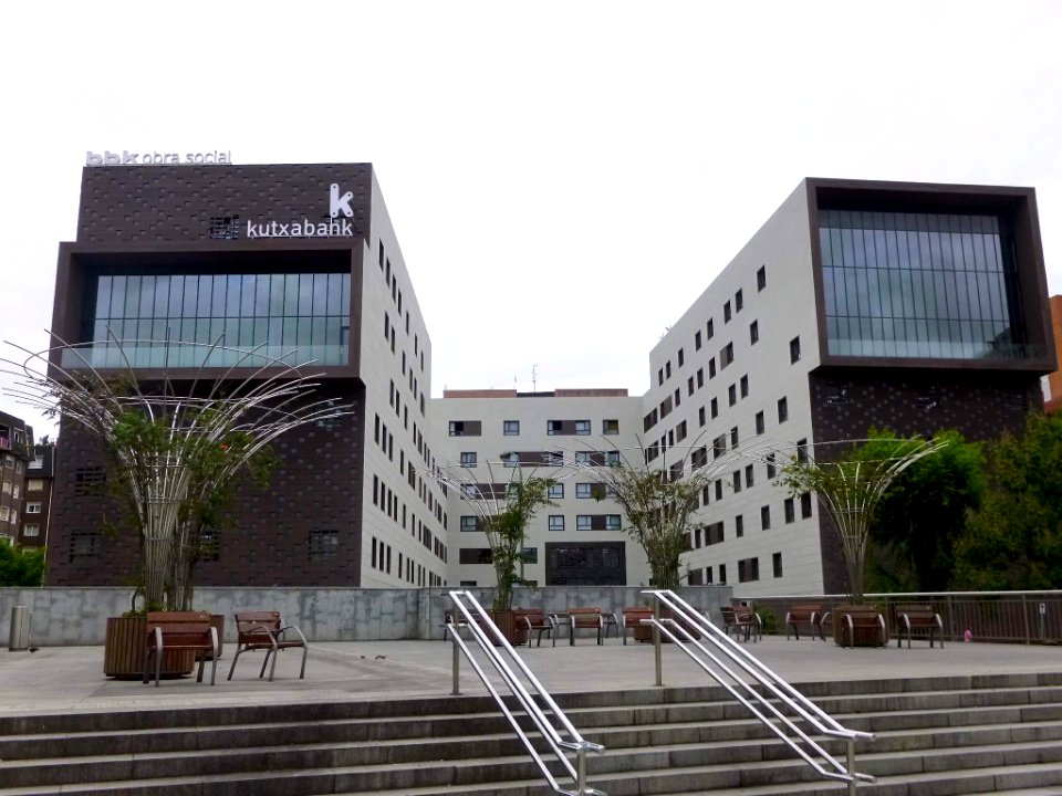 Bilbao - Centro BBK Sarriko 6