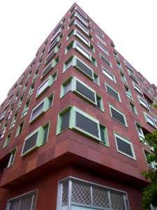 Bilbao - Edificio en la calle Lehendakari Leizaola, 27 (1)