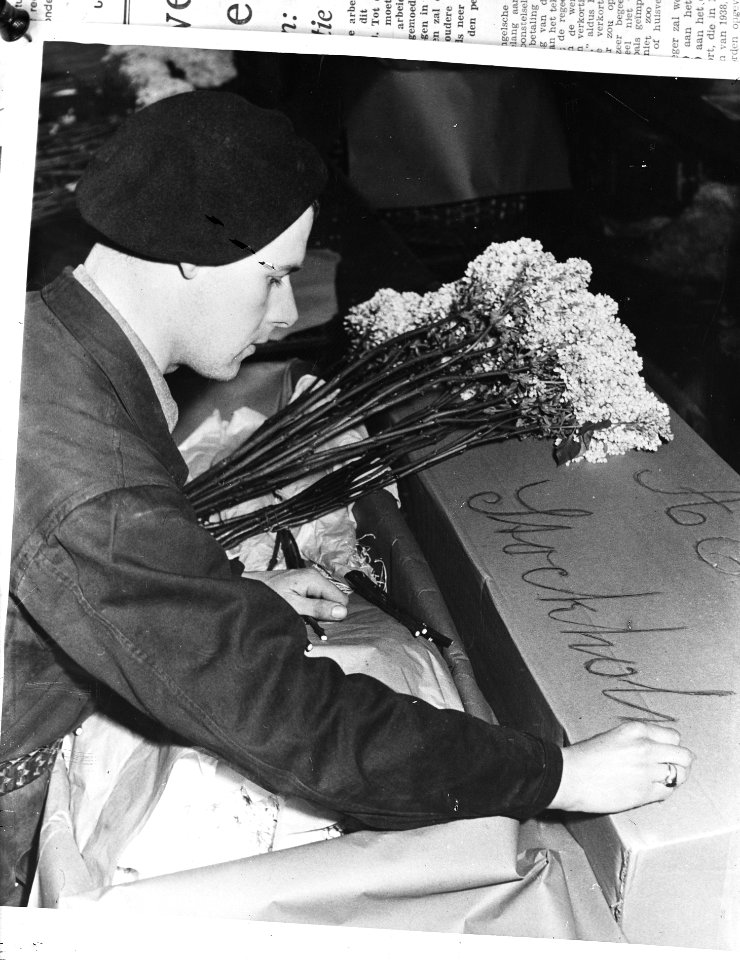 Bloemen brengen deviezen binnen, Bestanddeelnr 902-0695