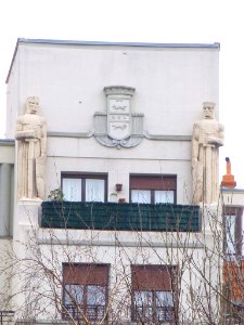 Bilbao - Edificio de Plaza Zabálburu 4 (1)