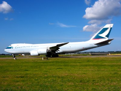 B-LJH Cathay Pacific Boeing 747-867F - cn 39245 taxiing 19july2013 pic-010