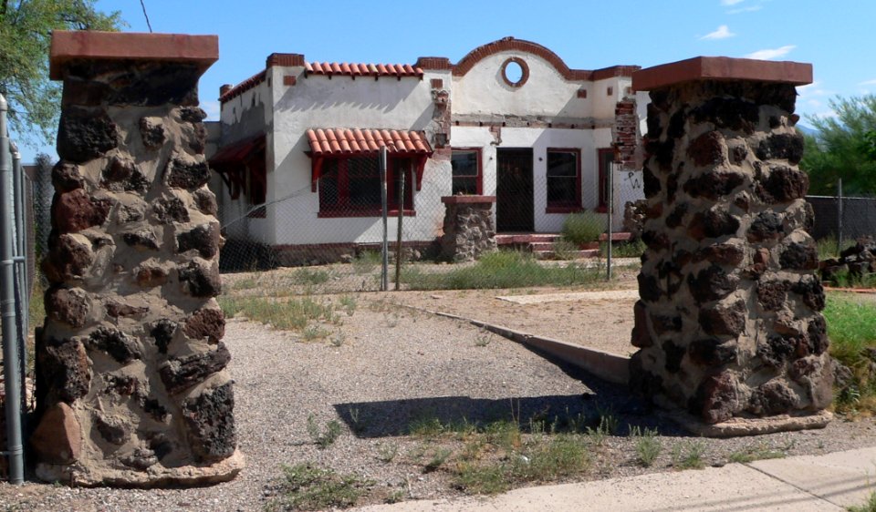 Blixt-Avitia house (Tucson) from SW 2