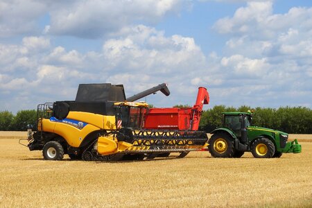 Vehicle agricultural machine grain harvest photo