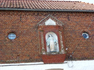 Blessy (Pas-de-Calais, Fr) oratoire-niche