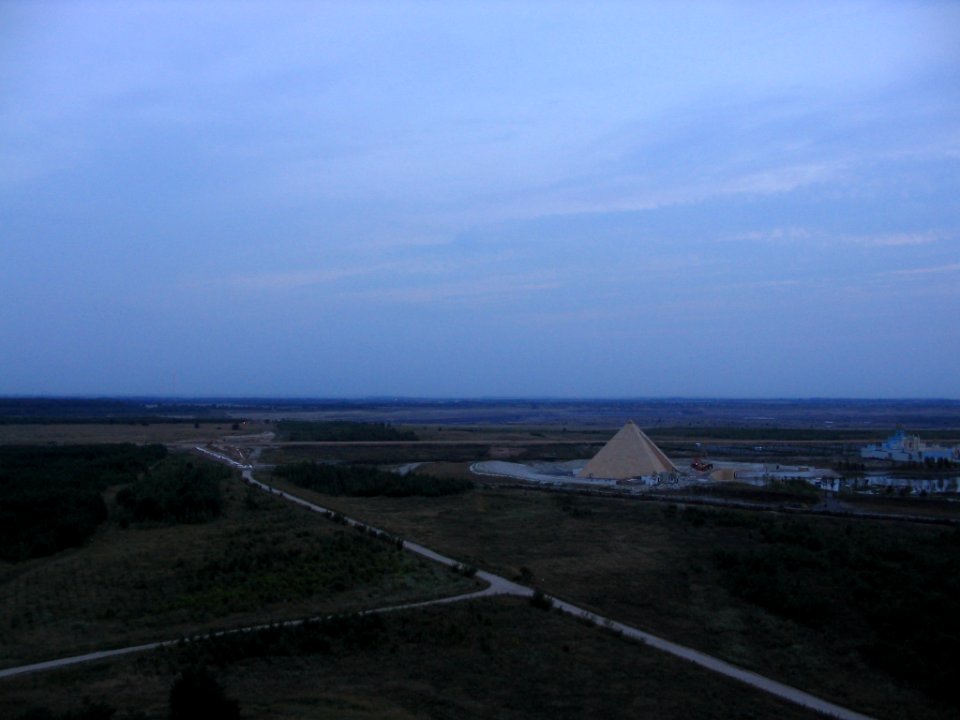 Blick vom Aussichtsturm Bistumshöhe Ende Juli 2003d