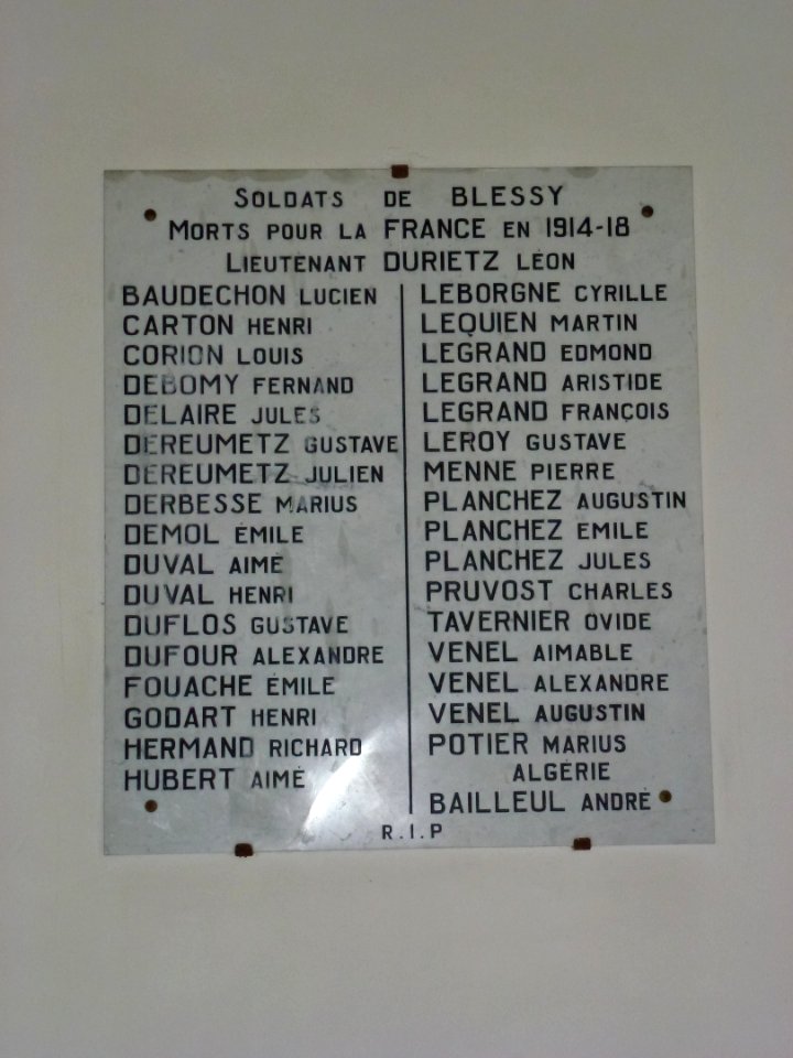 Blessy (Pas-de-Calais, Fr) église Saint Omer, plaque morts 1914-18