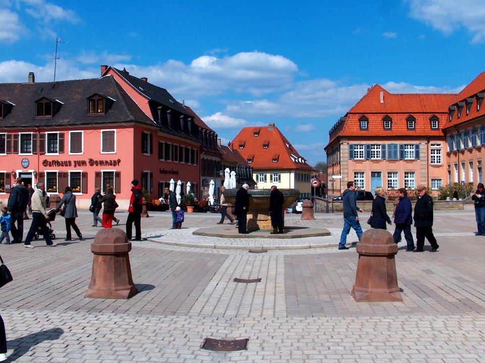 Blick Domvorplatz 08 04 2012