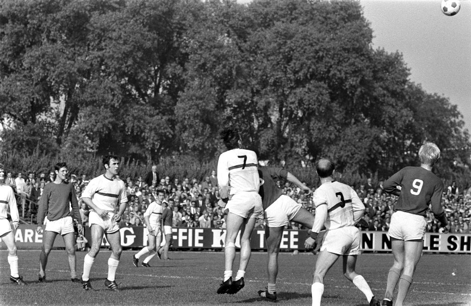 Blauw-Wit tegen FSC (Fortuna Sittardia Combinatie) 4-2. Spelmoment, Bestanddeelnr 922-8448