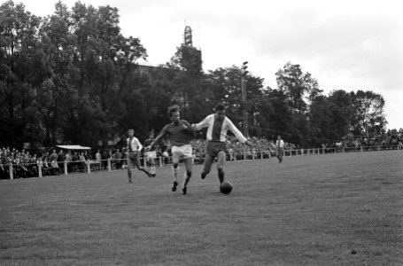 Blauw-Wit tegen Eindhoven 3-0. Spelmoment achtergrond Olympisch Stadion, Bestanddeelnr 920-5944