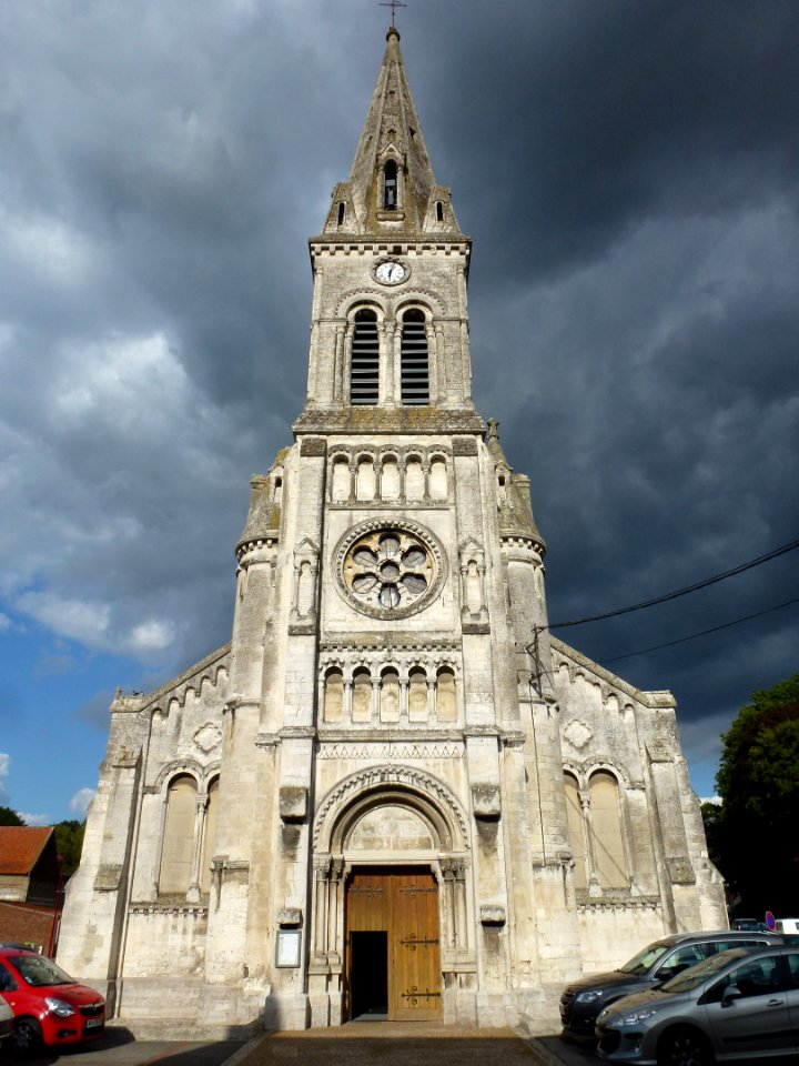 Blendecques (Pas-de-Calais, Fr) église Saint-Colombe (03)