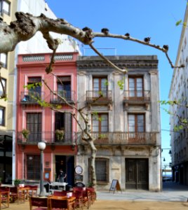 Blanes, Passeig de Dintre 8-10