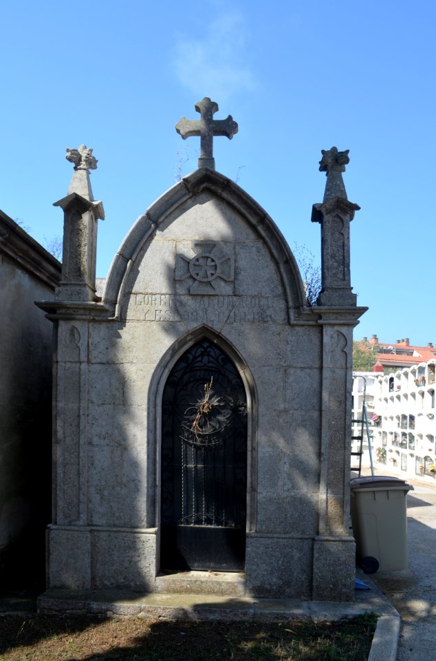 Blanes, Cementiri Municipal, Tomba 11