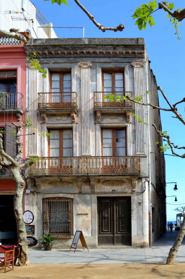 Blanes, Passeig de Dintre 8
