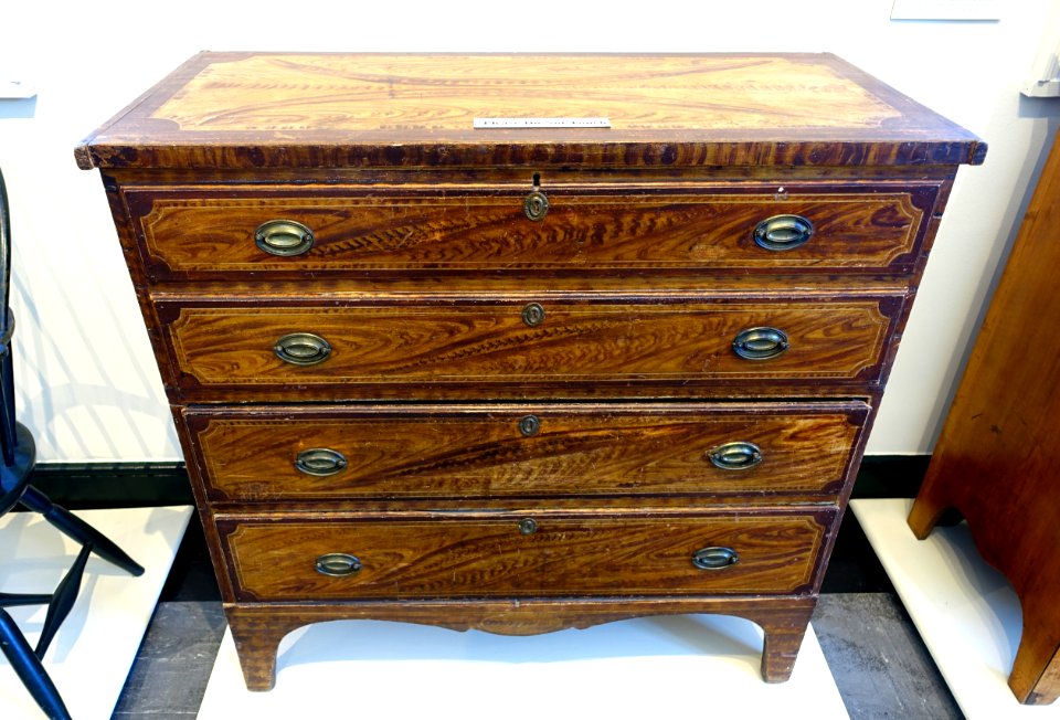 Blanket chest, maker unknown, attributed to Matteson family, Shaftsbury VT, c. 1825, painted white pine - Bennington Museum - Bennington, VT - DSC08850
