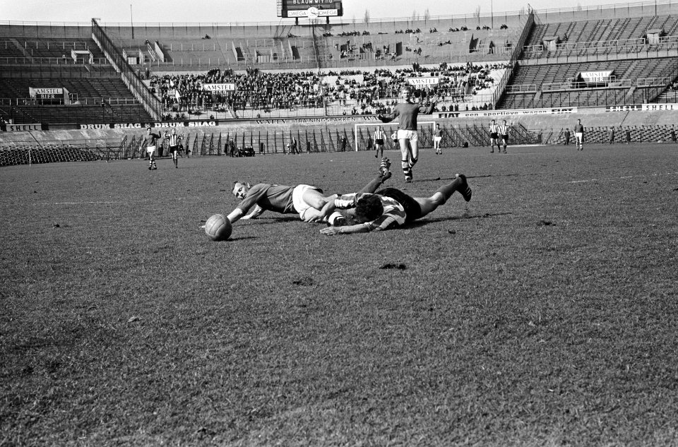 Blauw-Wit tegen Eindhoven 1-1, spelmomenten, Bestanddeelnr 917-5823