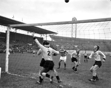 Blauw-Wit tegen DOS 2-1, Bestanddeelnr 913-1994