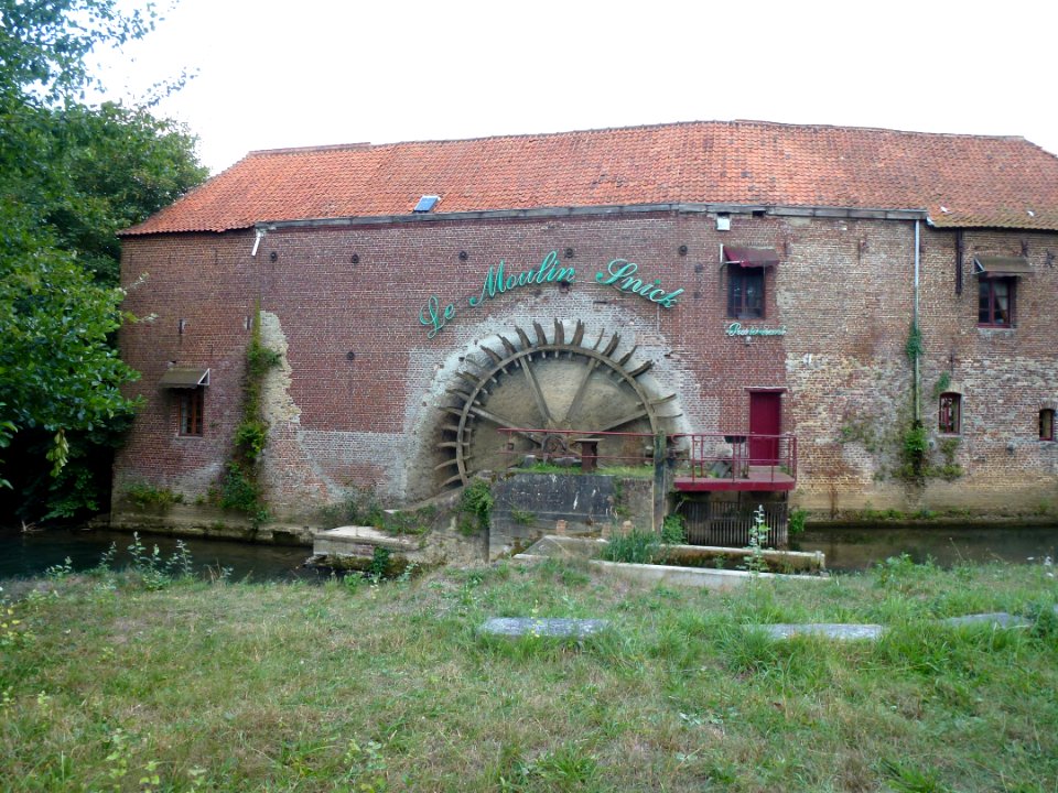 Blendecques (Pas-de-Calais, Fr) le moulin Snick, sur l'Aa (01)