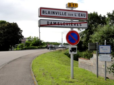 Blainville-sur-l'Eau (M-et-M) city limit sign