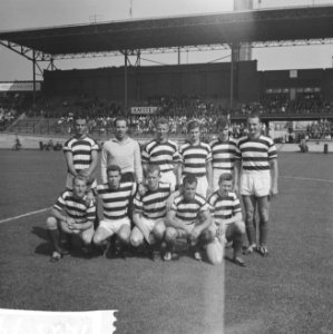 Blauw-Wit tegen Enschede 1-7, elftal Blauw-Wit, Bestanddeelnr 914-2579