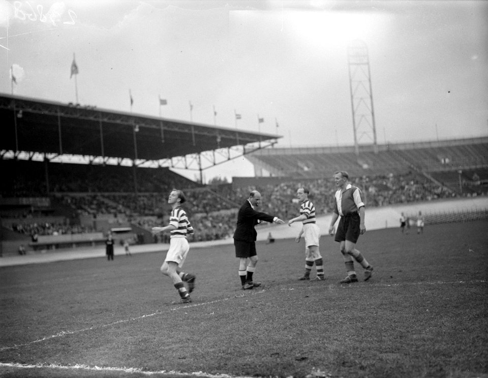 Blauw Wit tegen Feijenoord 1-5 Spelmoment die men zelden ziet, Bestanddeelnr 902-3868