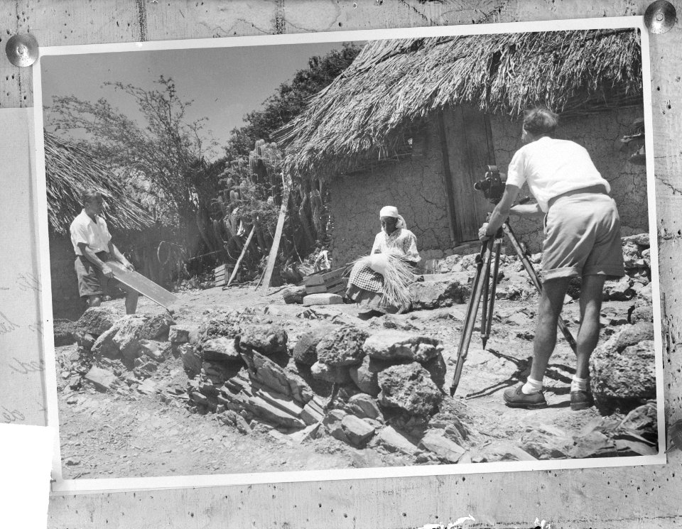 Blansjaar en Van Dijk filmen voor Polygram in Curacao, Bestanddeelnr 903-9266