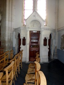 Blendecques (Pas-de-Calais, Fr) église Saint-Colombe (15) confessional vicaire