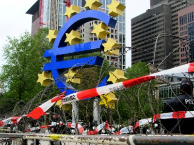 Blockupy 2013 Schutz EZB1