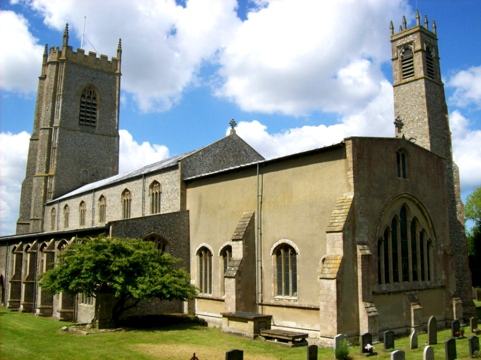 Blakeney, St Nicholas from south-east