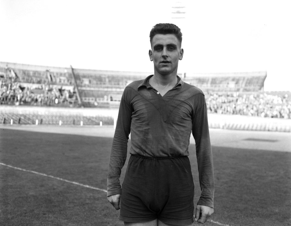 Blauw Wit tegen BVV 1-2. Berkelmans (BVV), Bestanddeelnr 908-9917