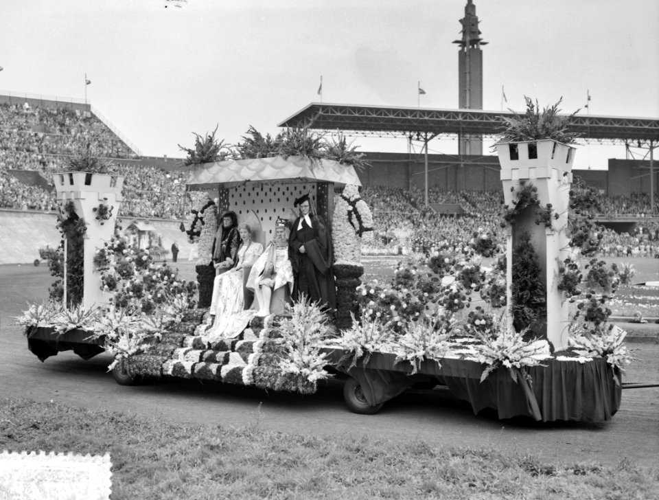 Bloemencorso Amsterdam Olympisch Stadion, Bestanddeelnr 907-9742