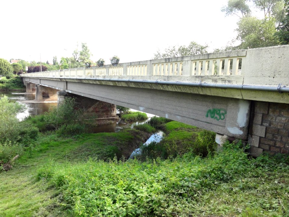 Blainville-sur-l'Eau (M-et-M) pont sur Meurthe