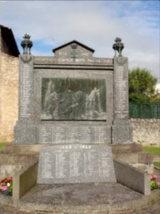 Blainville-sur-l'Eau (M-et-M) monument aux morts