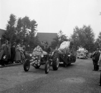 Bloemencorso Aalsmeer, Bestanddeelnr 904-1744