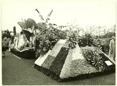Bloemencorso, NL-HlmNHA 5400465239