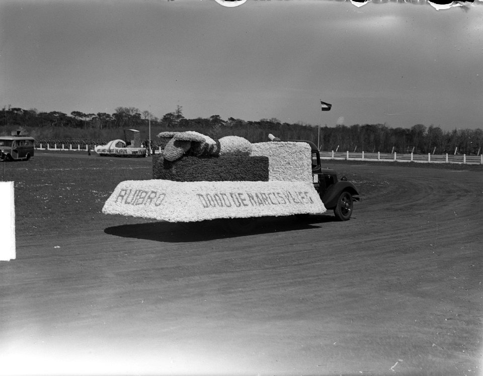 Bloemencorso Bollenstreek, Bestanddeelnr 903-3332