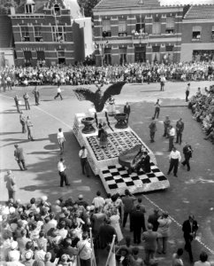 Bloemencorso in Zundert, Bestanddeelnr 910-6553