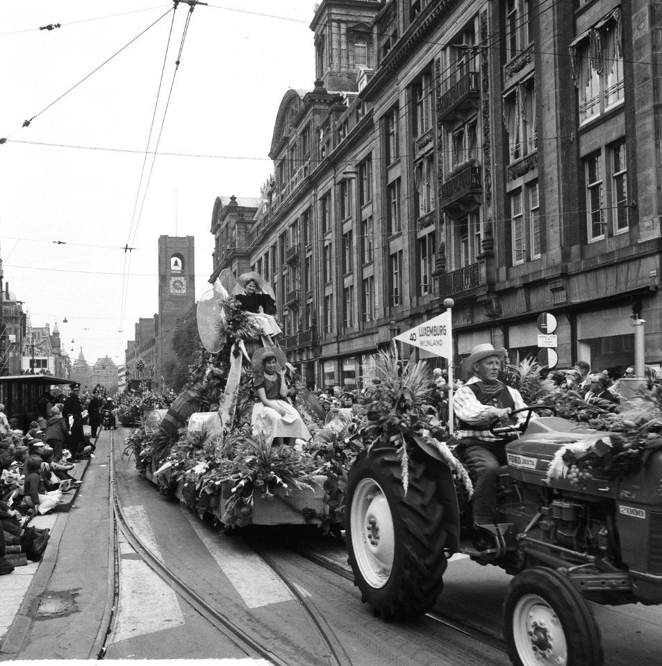 Bloemencorso, de praalwagens, Bestanddeelnr 918-1404