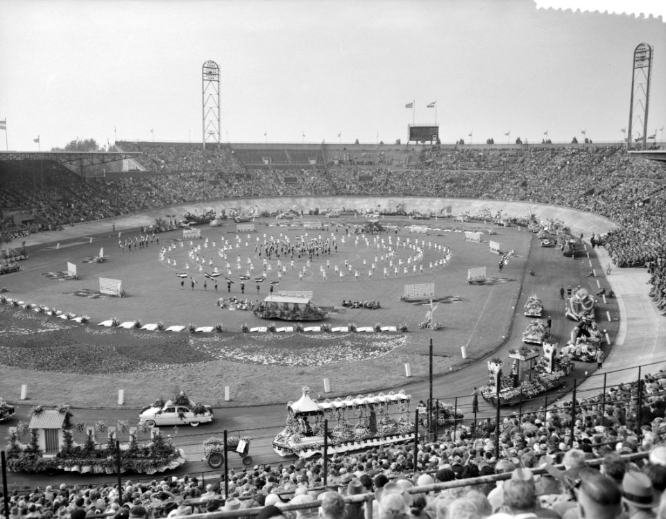 Bloemencorso Amsterdam Olympisch Stadion, Bestanddeelnr 907-9753