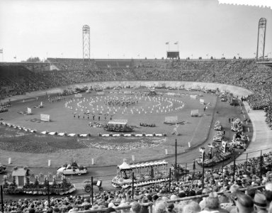 Bloemencorso Amsterdam Olympisch Stadion, Bestanddeelnr 907-9753