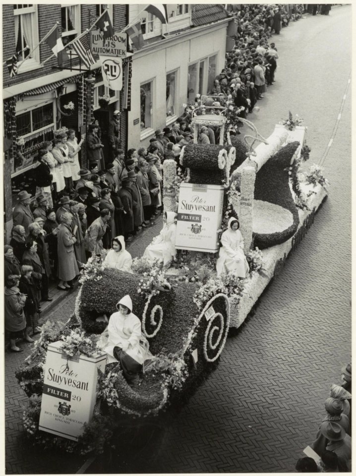 Bloemencorso in Lisse., NL-HlmNHA 54011023